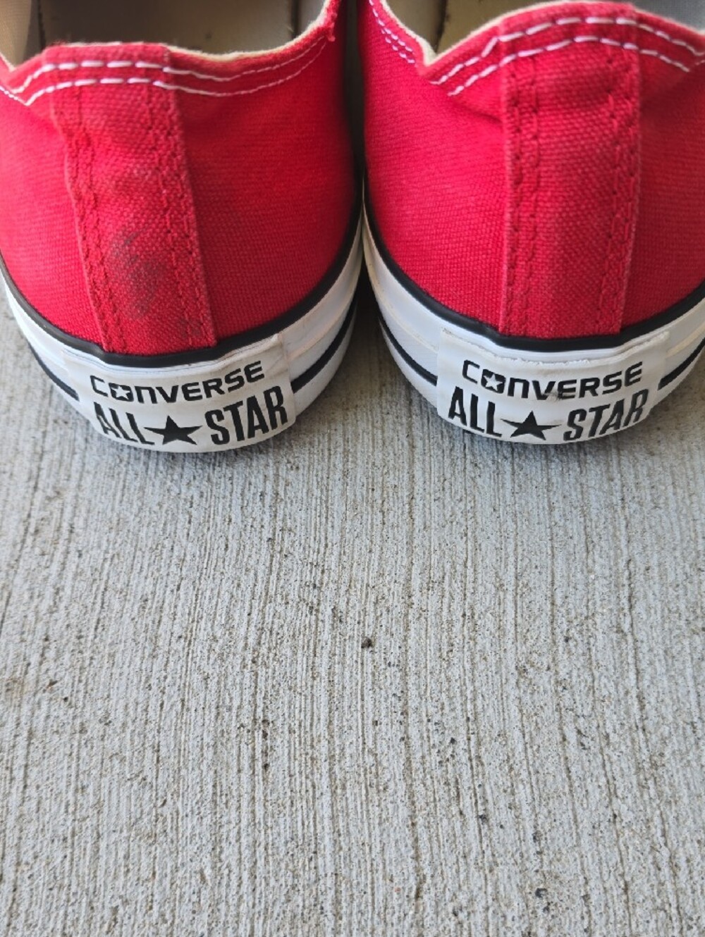 Chuck Taylor Low Top Canvas Sneakers - Red & White W14M12 #X9696 Unisex - Picture 3 of 7